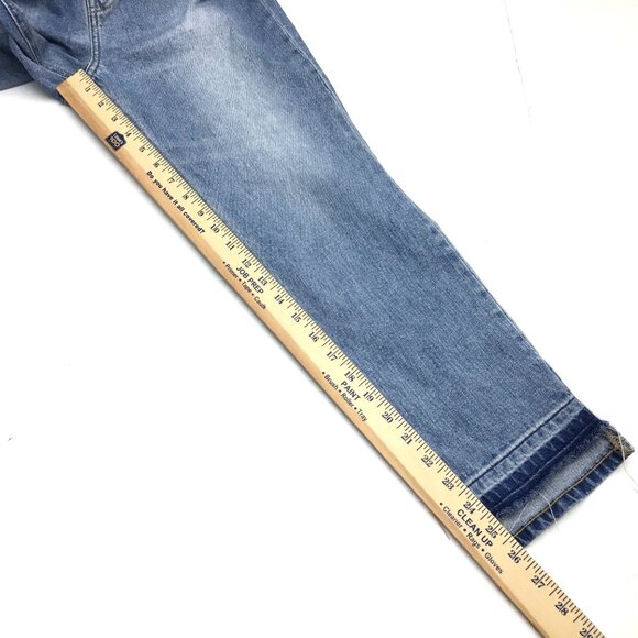 Old Navy Women's Jeans Boyfriend Mid Rise Frayed Hems size 2 length 26" - Picture 6 of 7